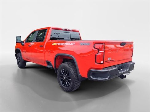 Used 2026 Chevrolet Silverado 2500 LT w/ Trail Boss Package AWD/4WD image 3