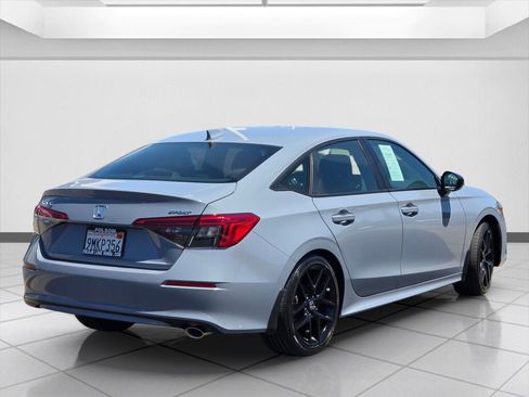 Certified 2024 Honda Civic Sport image 5