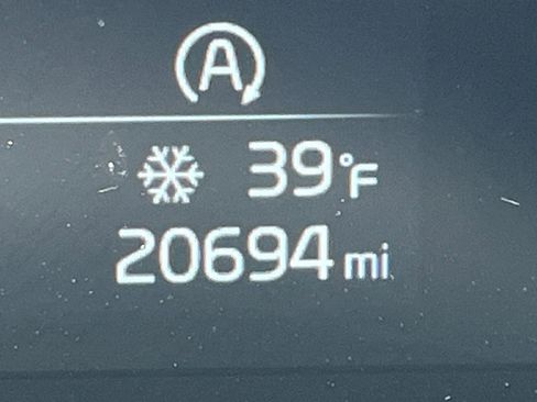 Used 2025 Kia Sportage LX image 39