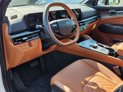 New 2026 Kia Sportage X-Line image 9