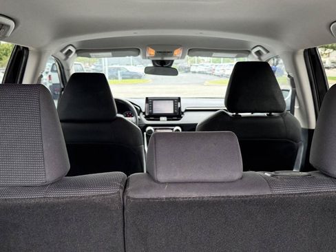 Used 2019 Toyota RAV4 LE w/ All Weather Liner Package AWD/4WD image 19