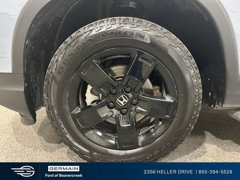 Used 2025 Honda Ridgeline Black Edition image 12