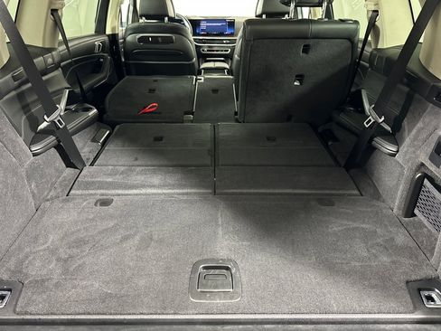 Used 2025 BMW X7 xDrive40i w/ Parking Assistance Package image 15