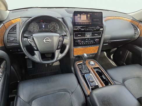 Used 2022 Nissan Armada SL w/ Captain's Chairs Package AWD/4WD image 12