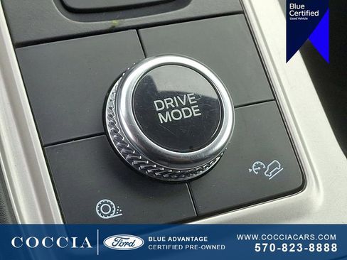 Certified 2022 Ford Explorer XLT image 26