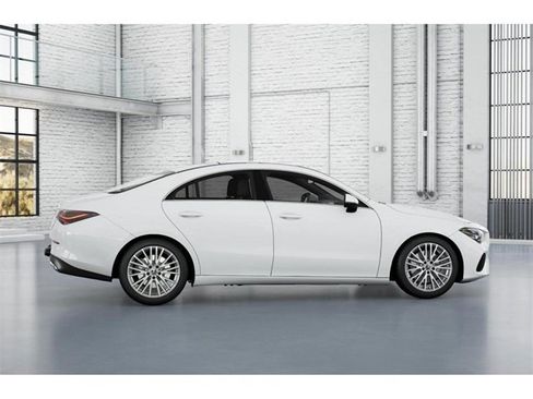 New 2026 Mercedes-Benz CLA 250 4MATIC image 17