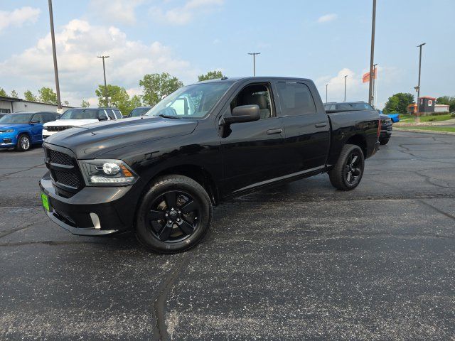 Used 2014 RAM 1500 Express w/ Black Ram 1500 Express Group AWD/4WD image 2