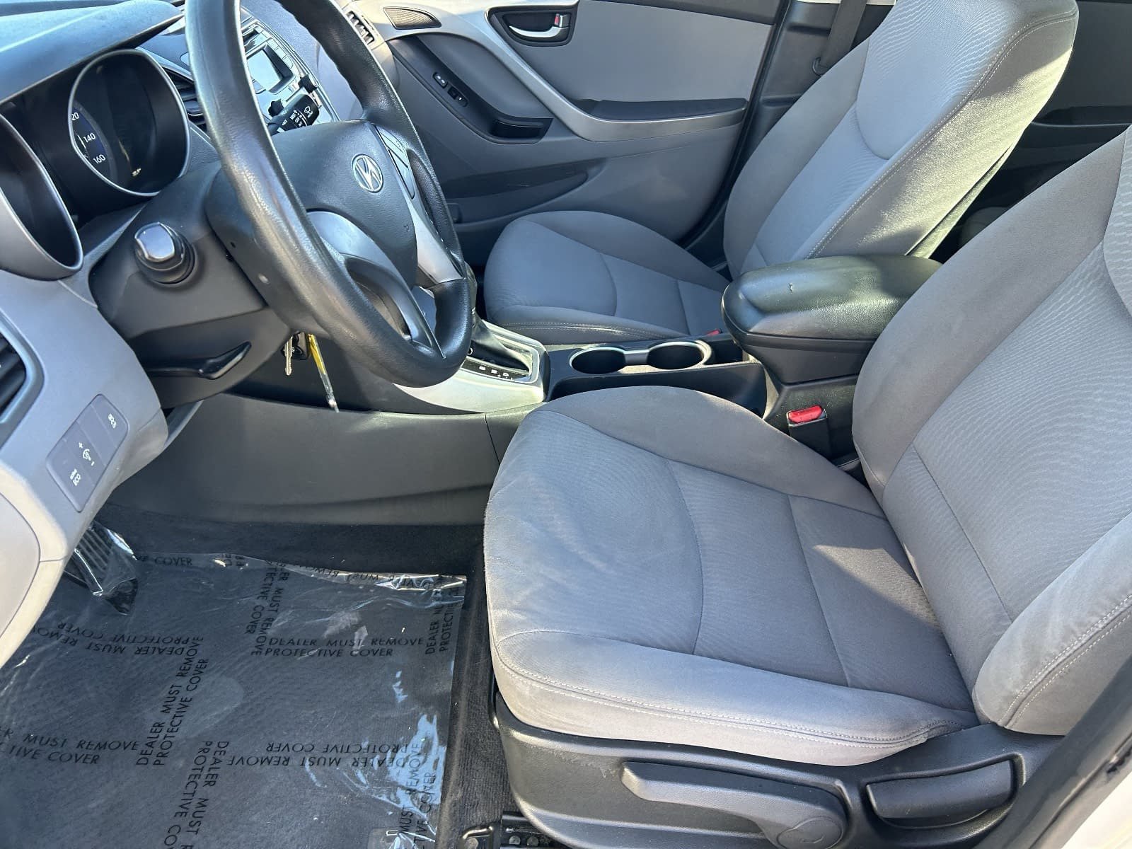 Used 2015 Hyundai Elantra SE FWD image 22