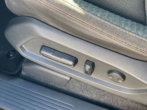 Certified 2023 Honda Pilot Sport image 7