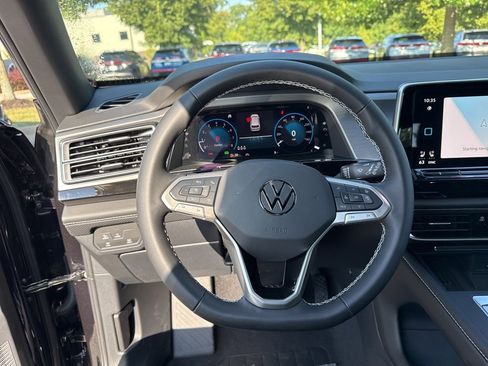 New 2026 Volkswagen Atlas Cross Sport SE image 28