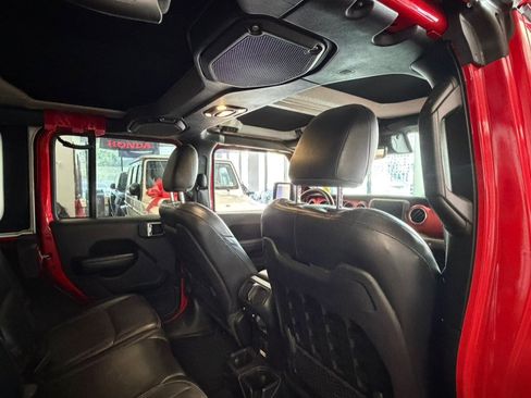Used 2019 Jeep Wrangler Unlimited Rubicon AWD/4WD image 27