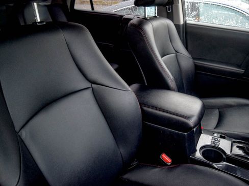 Used 2016 Toyota 4Runner Trail Premium image 21