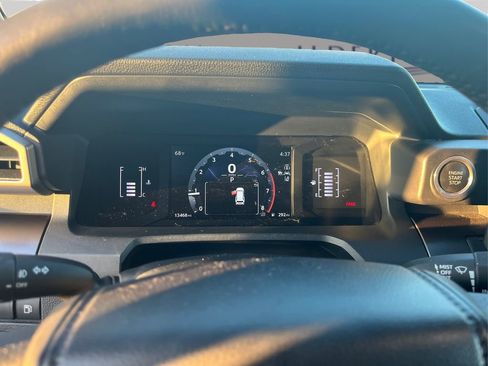 Used 2025 Toyota 4Runner SR5 image 16