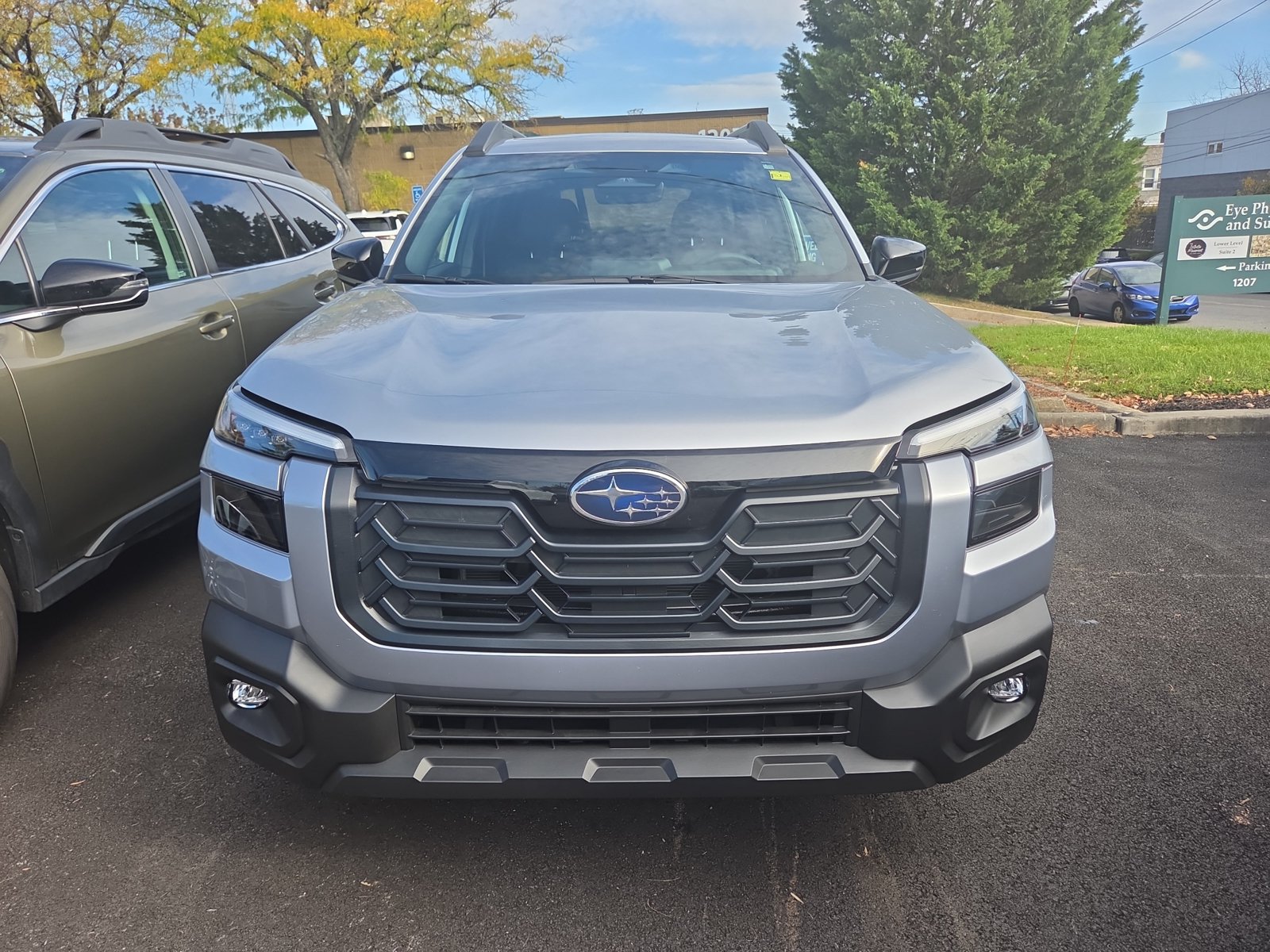 Used 2026 Subaru Outback Limited AWD/4WD image 3
