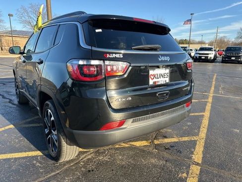 Certified 2022 Jeep Compass Limited image 15
