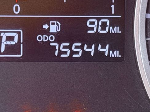 Used 2021 Nissan Kicks S image 27