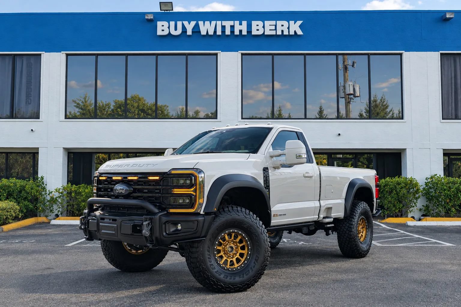 Used 2025 Ford F250 XLT w/ 360-Degree Camera Package AWD/4WD image 1