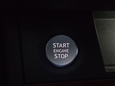 Used 2023 Audi Q5 2.0T Premium w/ Convenience Package image 26