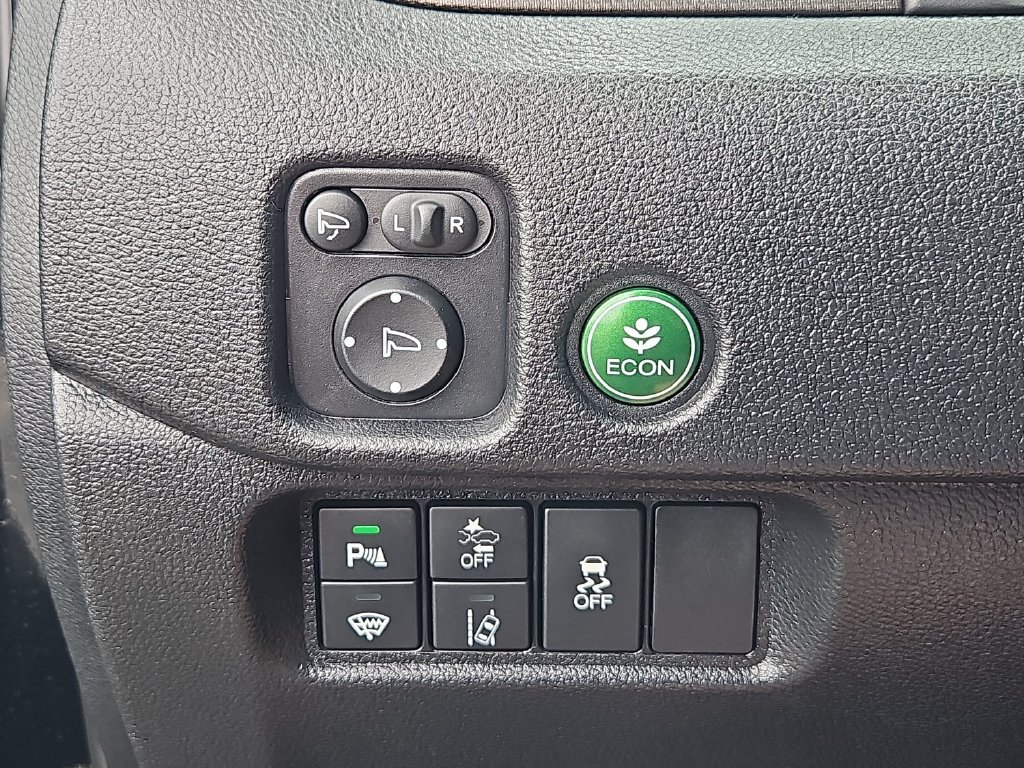 Certified 2025 Honda Passport TrailSport image 18