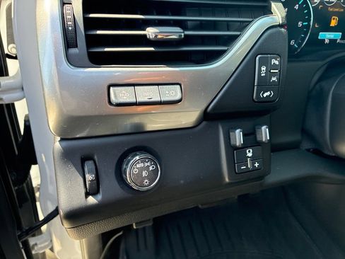 Used 2020 Chevrolet Tahoe Premier w/ RST 6.2L Performance Edition RWD image 26