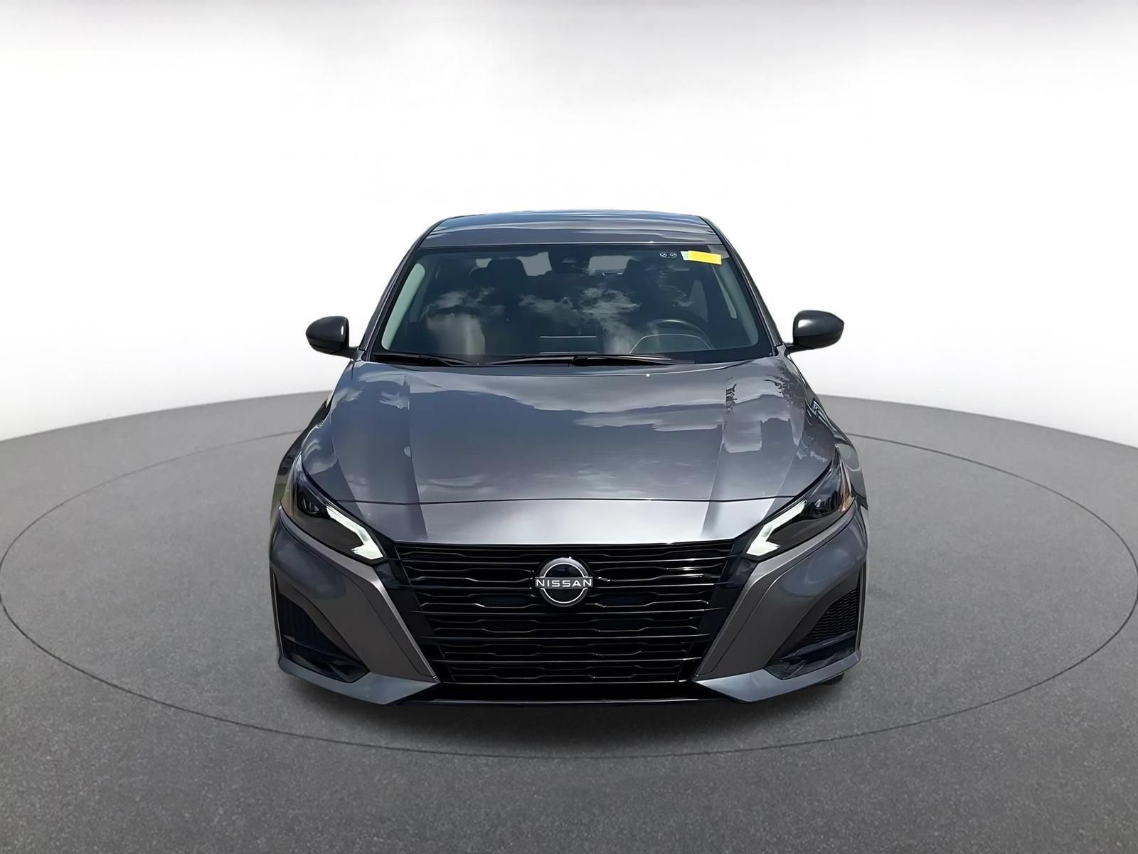 Used 2026 Nissan Altima 2.5 SV FWD image 3