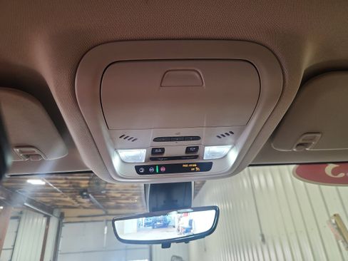 Used 2023 GMC Acadia Denali w/ Denali Technology Package image 20