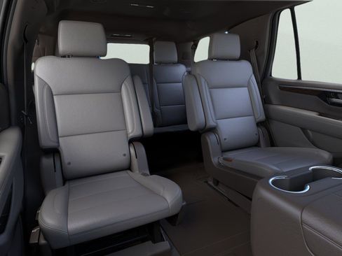 New 2026 Chevrolet Tahoe LT RWD image 11