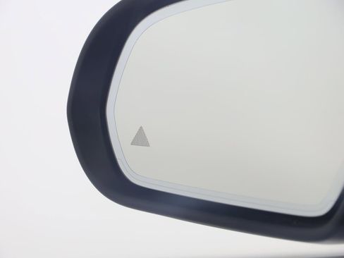 Used 2021 Mercedes-Benz GLC 43 AMG 4MATIC w/ Multimedia Package image 26