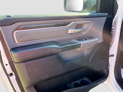 Used 2020 RAM 1500 Lone Star image 17