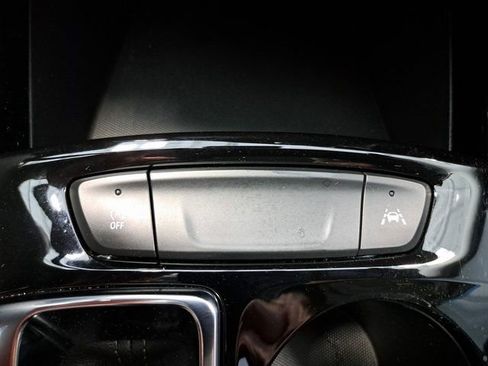 Used 2025 Chevrolet Trax ACTIV w/ Driver Confidence Package image 13