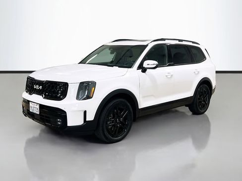Certified 2024 Kia Telluride SX Prestige X-Line image 3