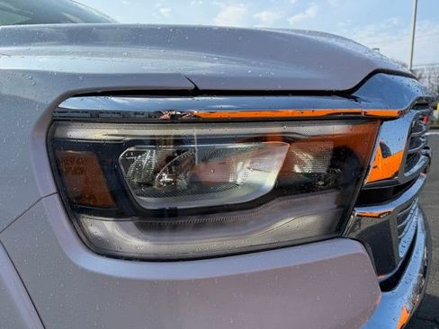 Used 2019 RAM 1500 Laramie image 10