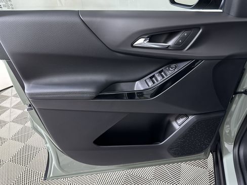 New 2026 Chevrolet Equinox LT w/ Convenience Package II image 57