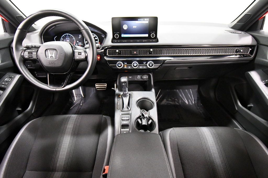 Used 2024 Honda Civic Sport image 3