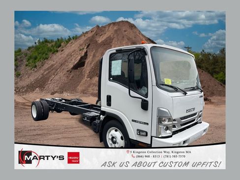 New 2025 Isuzu NPR image 1