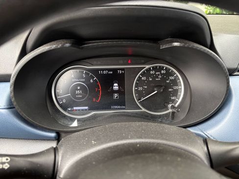 Used 2025 Nissan Versa SV w/ Trunk Package FWD image 39