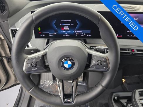 Certified 2026 BMW iX xDrive60 w/ M Sport Package AWD/4WD image 18