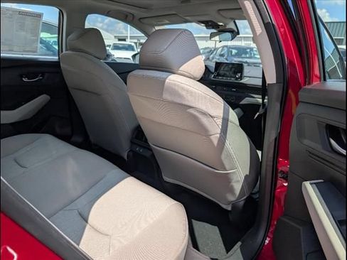 Used 2025 Honda Accord SE image 24