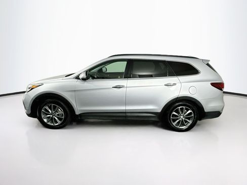 Used 2017 Hyundai Santa Fe SE w/ SE Premium Package 02 FWD image 4