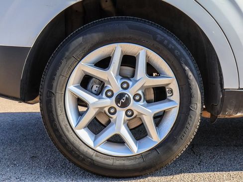Used 2022 Kia Soul LX w/ Technology Package FWD image 9