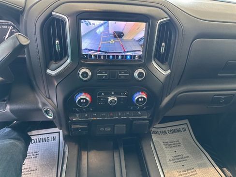 Used 2023 GMC Sierra 2500 AT4 w/ AT4 Preferred Package image 11