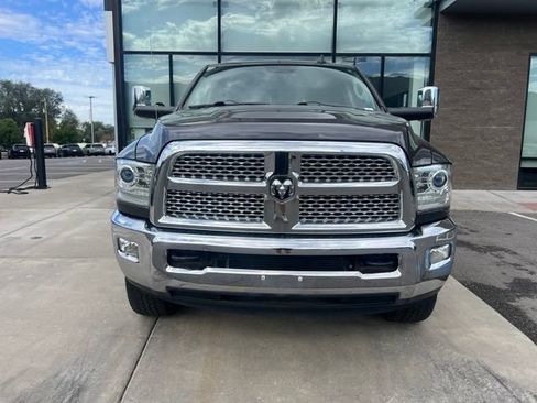 Used 2015 RAM 3500 Laramie w/ Convenience Group AWD/4WD image 2