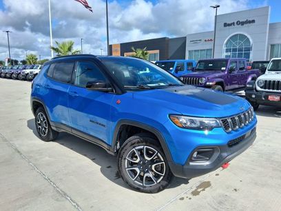 Used 2024 Jeep Compass Trailhawk