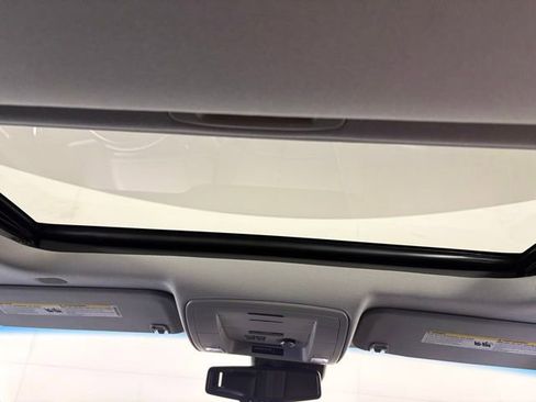 Used 2020 Chevrolet Suburban LT image 21