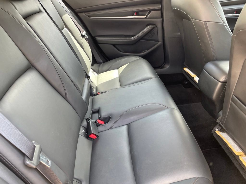 Used 2024 MAZDA MAZDA3 s FWD image 22