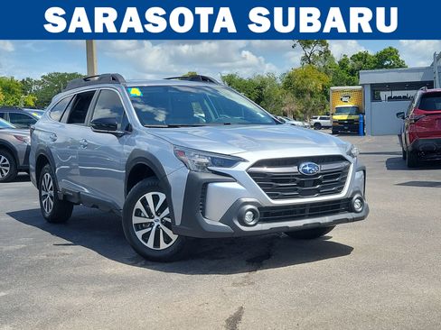 Used 2024 Subaru Outback Premium image 1