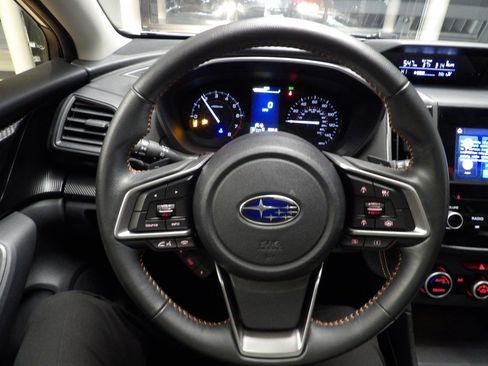 Used 2023 Subaru Crosstrek 2.0i Premium image 28