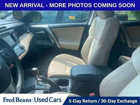 Used 2014 Toyota RAV4 Limited AWD/4WD image 11