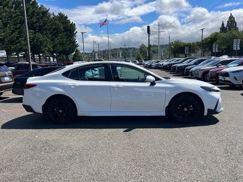 Used 2026 Toyota Camry SE w/ Convenience Package AWD/4WD image 6