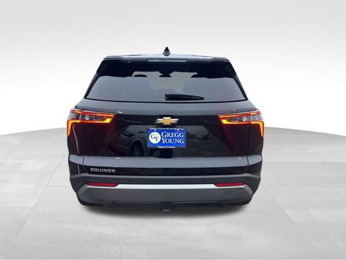 Used 2025 Chevrolet Equinox LT image 5